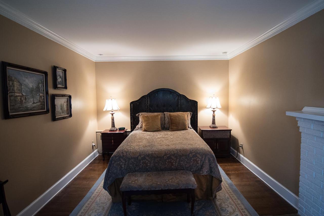 Stafford House Bed & Breakfast Феърфакс Екстериор снимка
